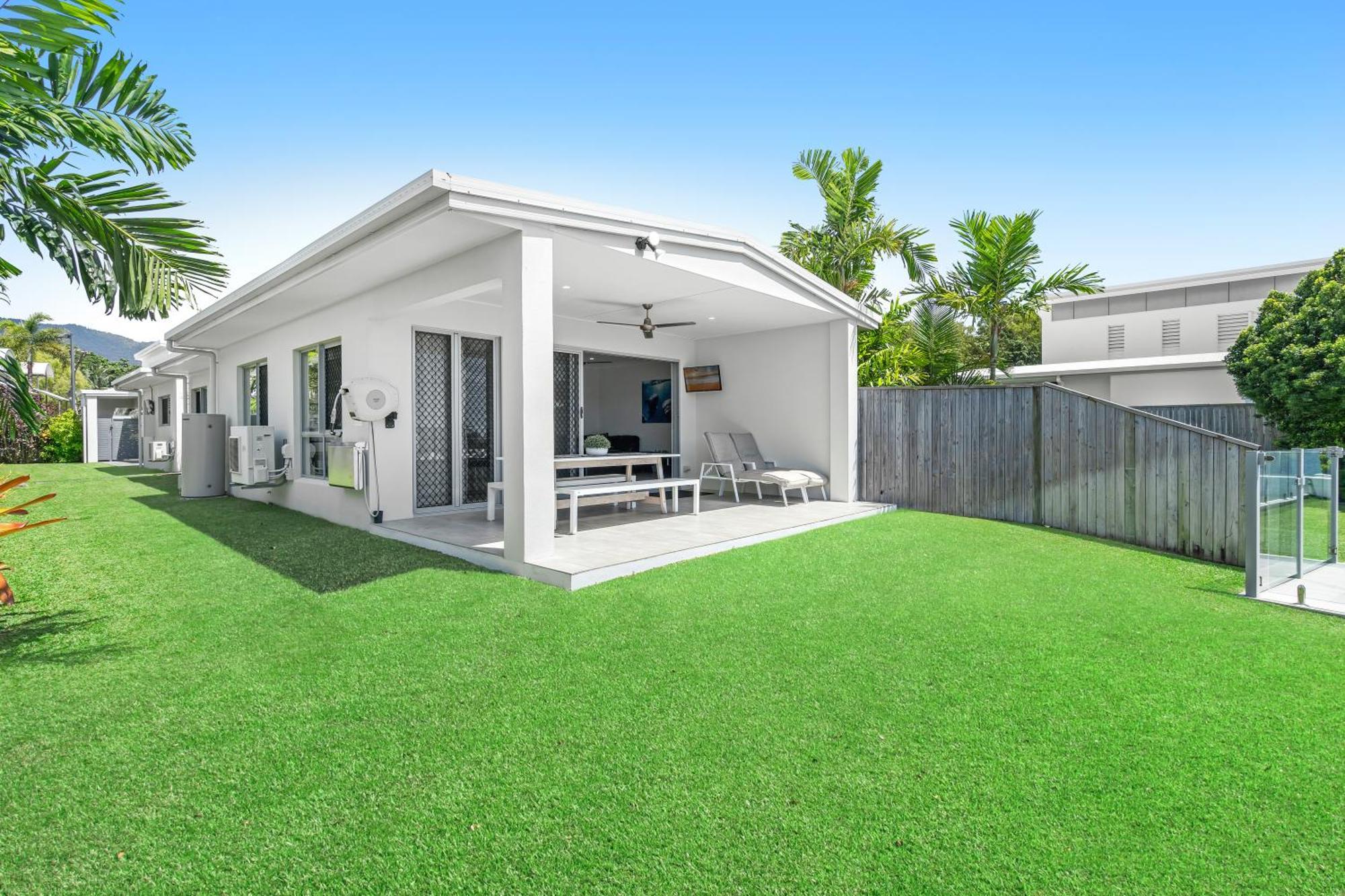 Blue Lagoon Villa B Cairns Extérieur photo
